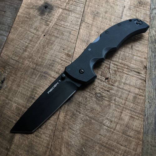 Hiking Knives